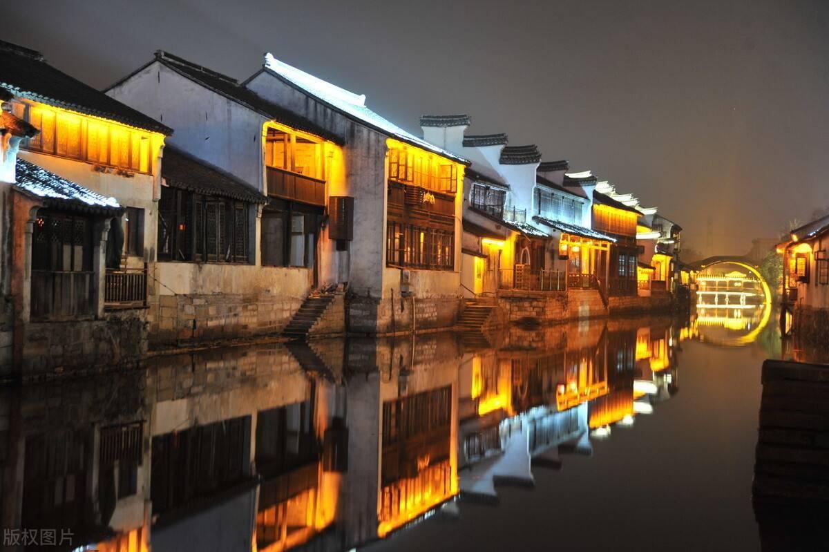 探讨交流尽在看红色圈的这块,每次只能取7天的总数据,但我想知道每一天的数据是多少?哪位大神有办法?